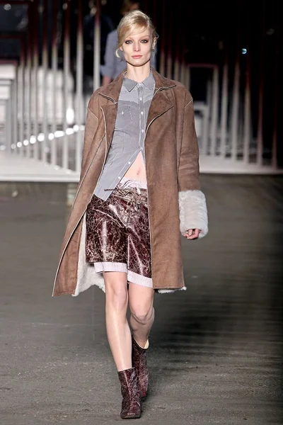 Look 22